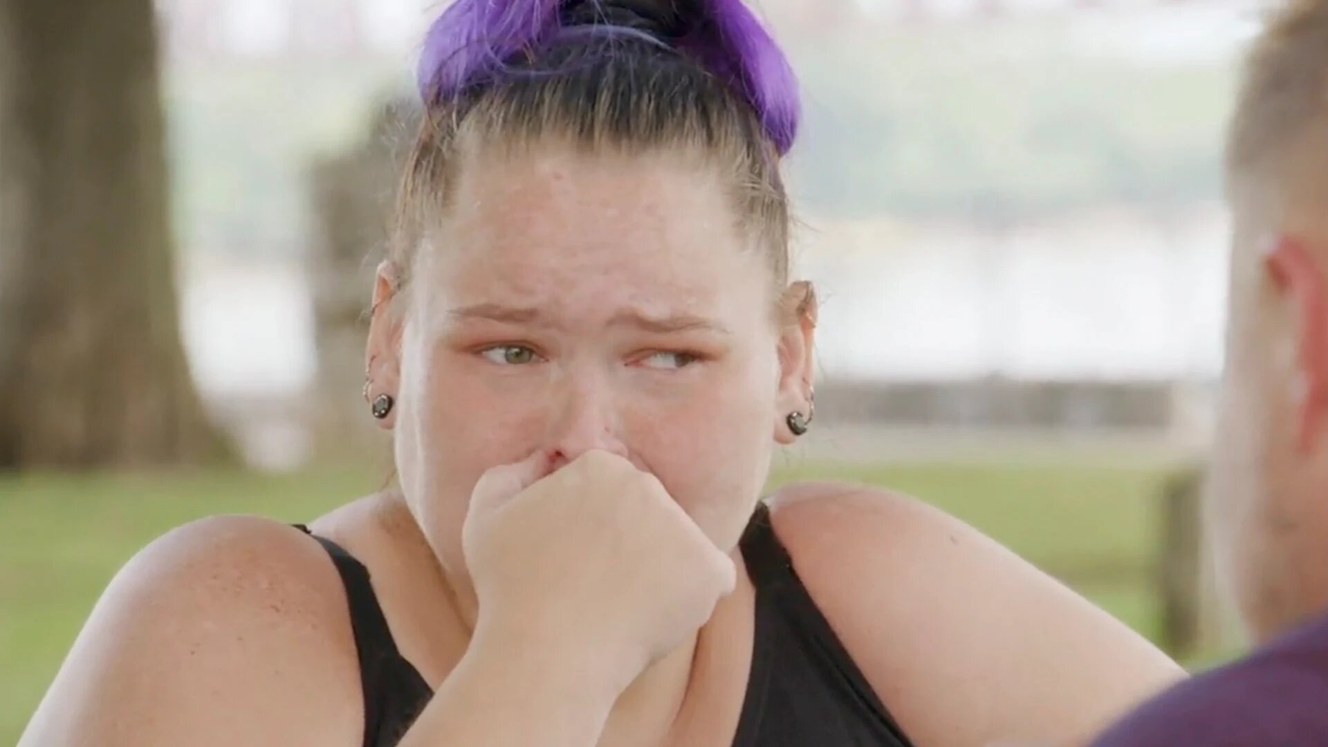 1000-lb Sisters S8E5 Idle Hands Are a Devil's B****