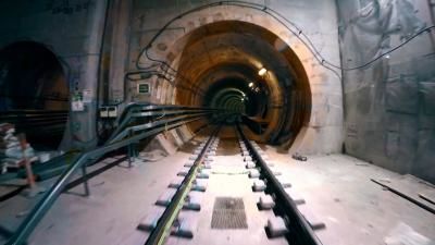 Building Giants S1E6 Super Tunnel