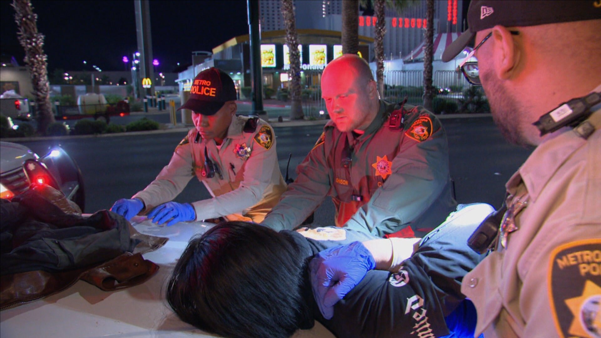 Cops S37E25 Las Vegas: Dipped & Flipped
