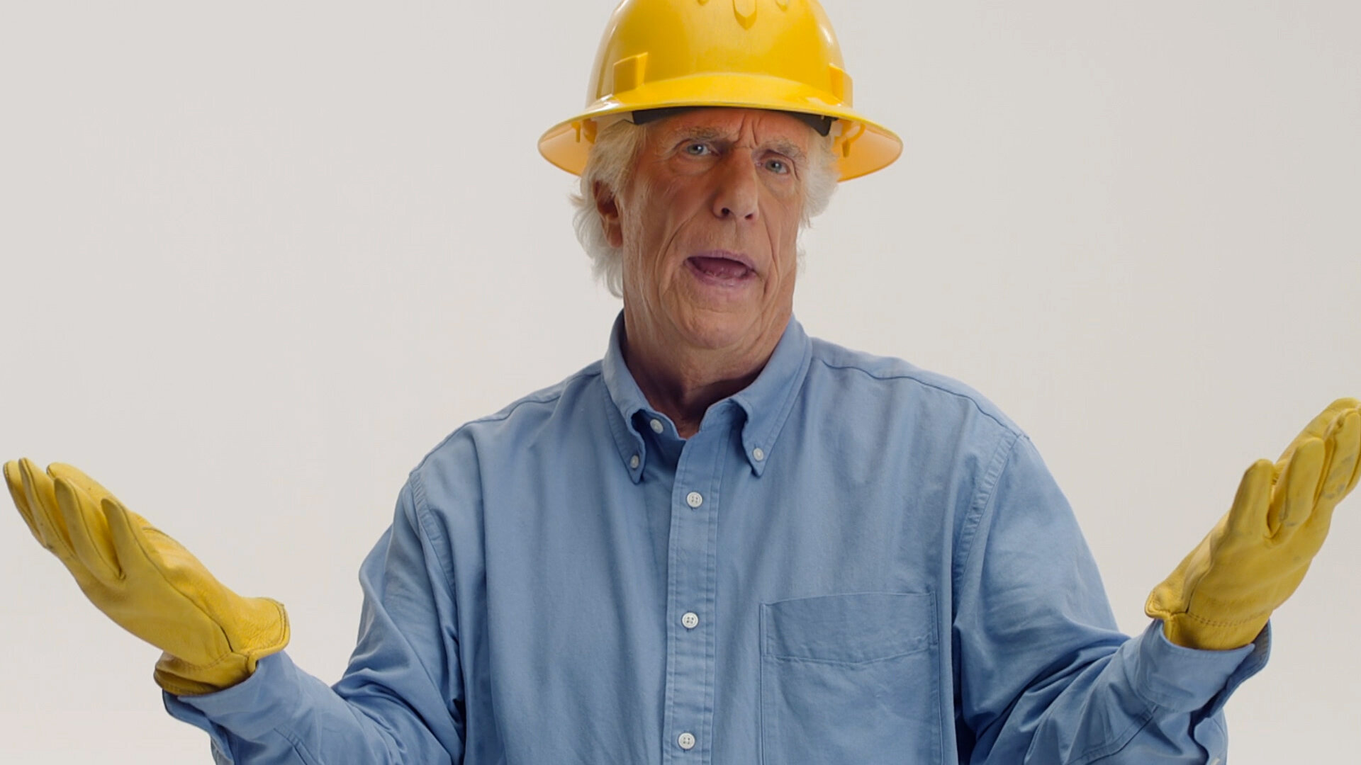 Hazardous History with Henry Winkler S2E1 Killer Crazes