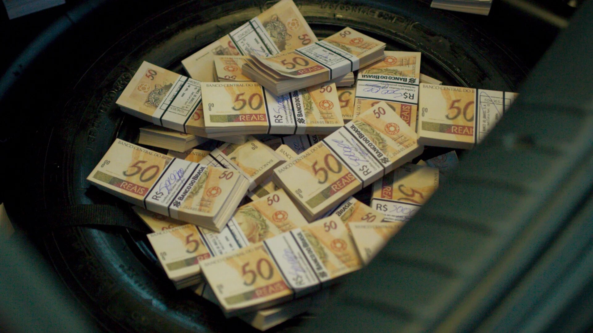 Hei$t: The Great Robbery of Brazil's Central Bank S1E2 A Caçada