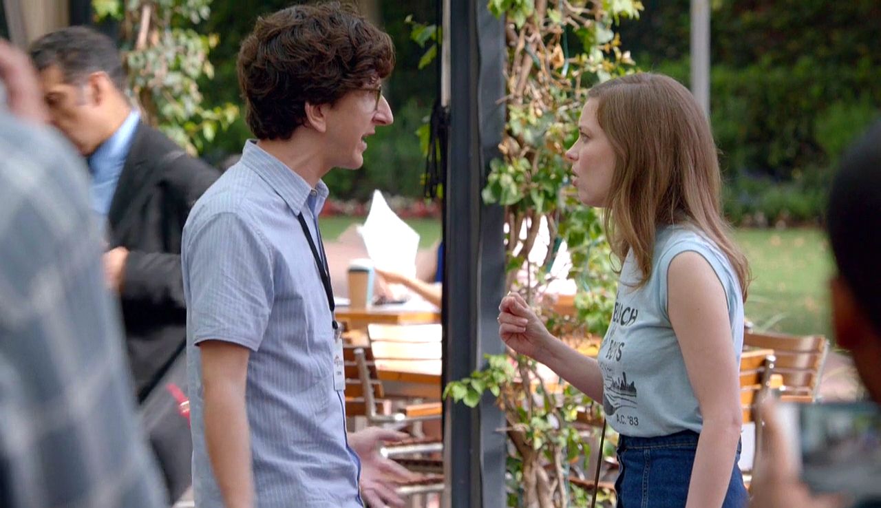 Love S1E9 Episode 9