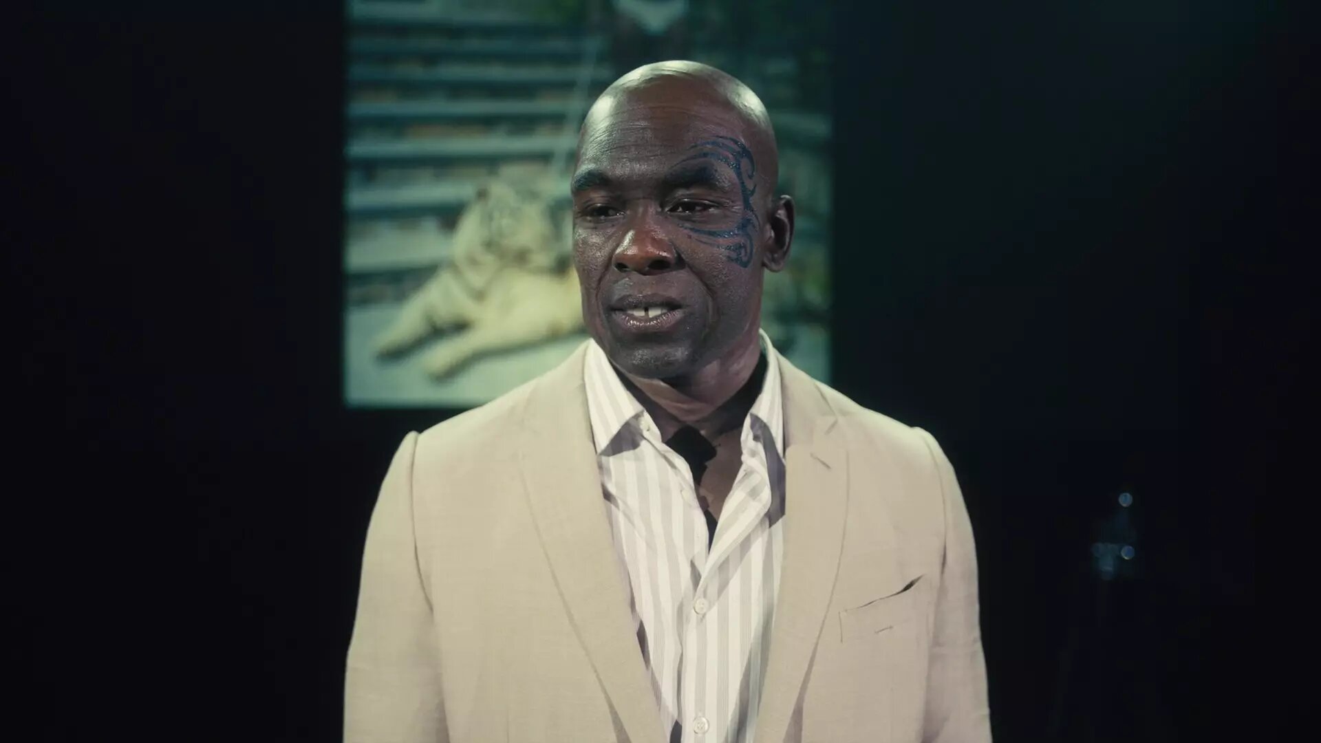 Mike S1E1 Thief