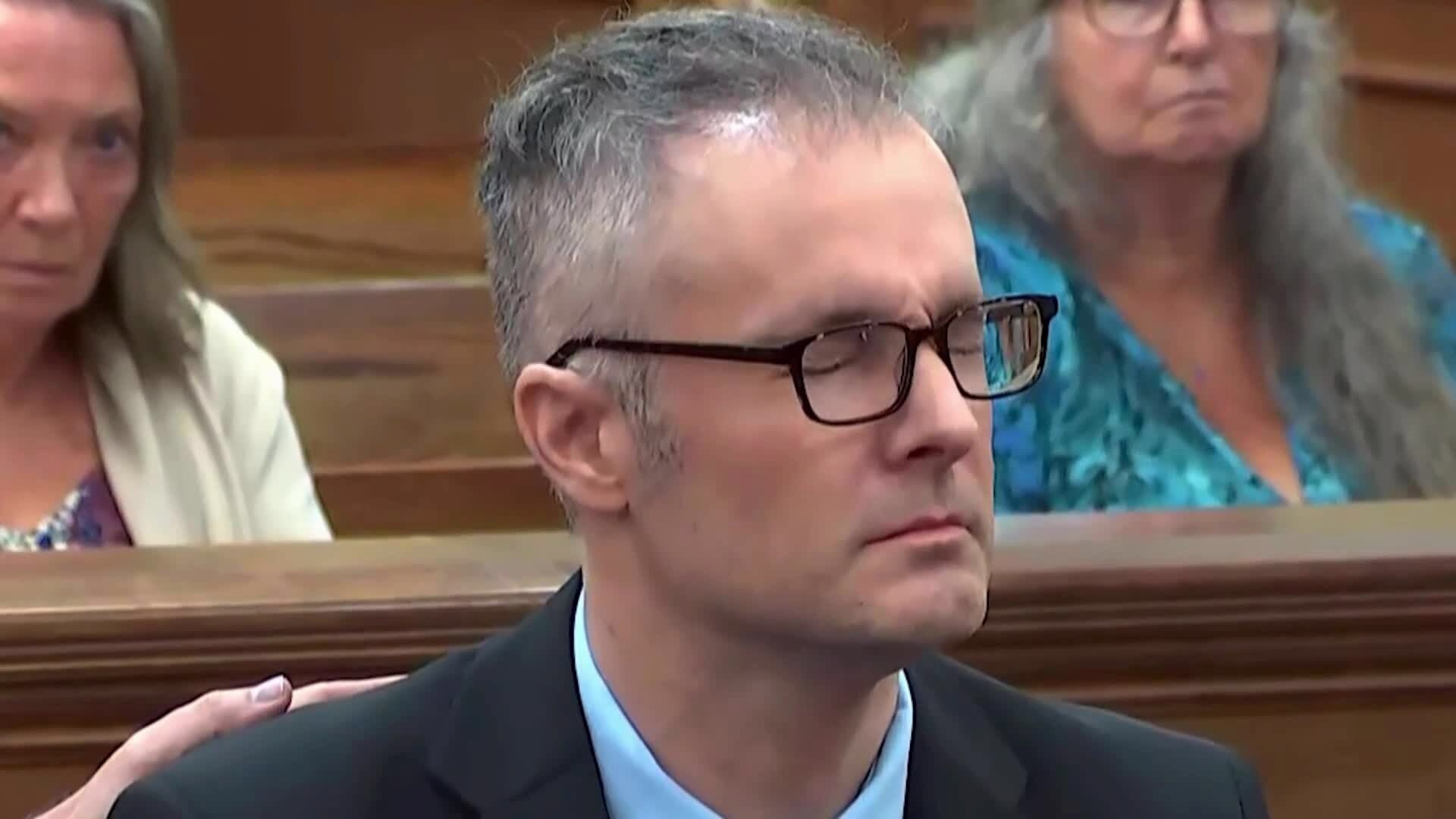 Murder on Trial S1E7 The Mysterious Stranger