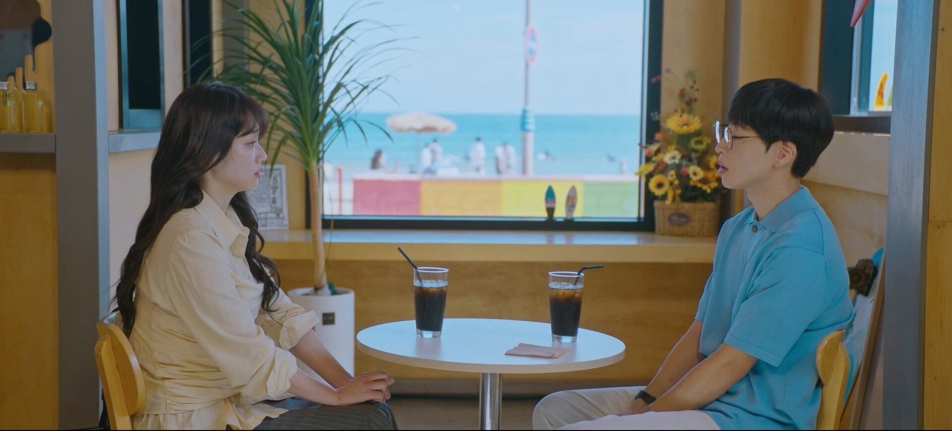 Nae-il-do Chul-geun! S1E3 Sick or Not, Still Clocking In!