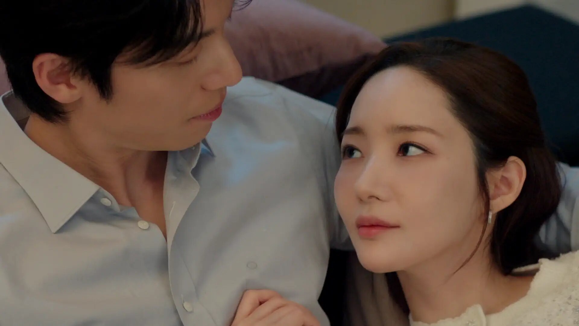 Siren's Kiss S1E12 Episode 12