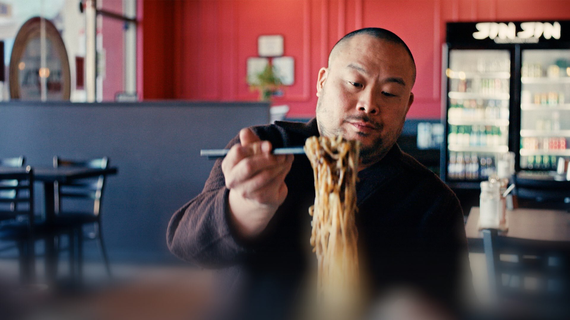 The Detour with David Chang S1E2 La to Vegas with Cord Jefferson
