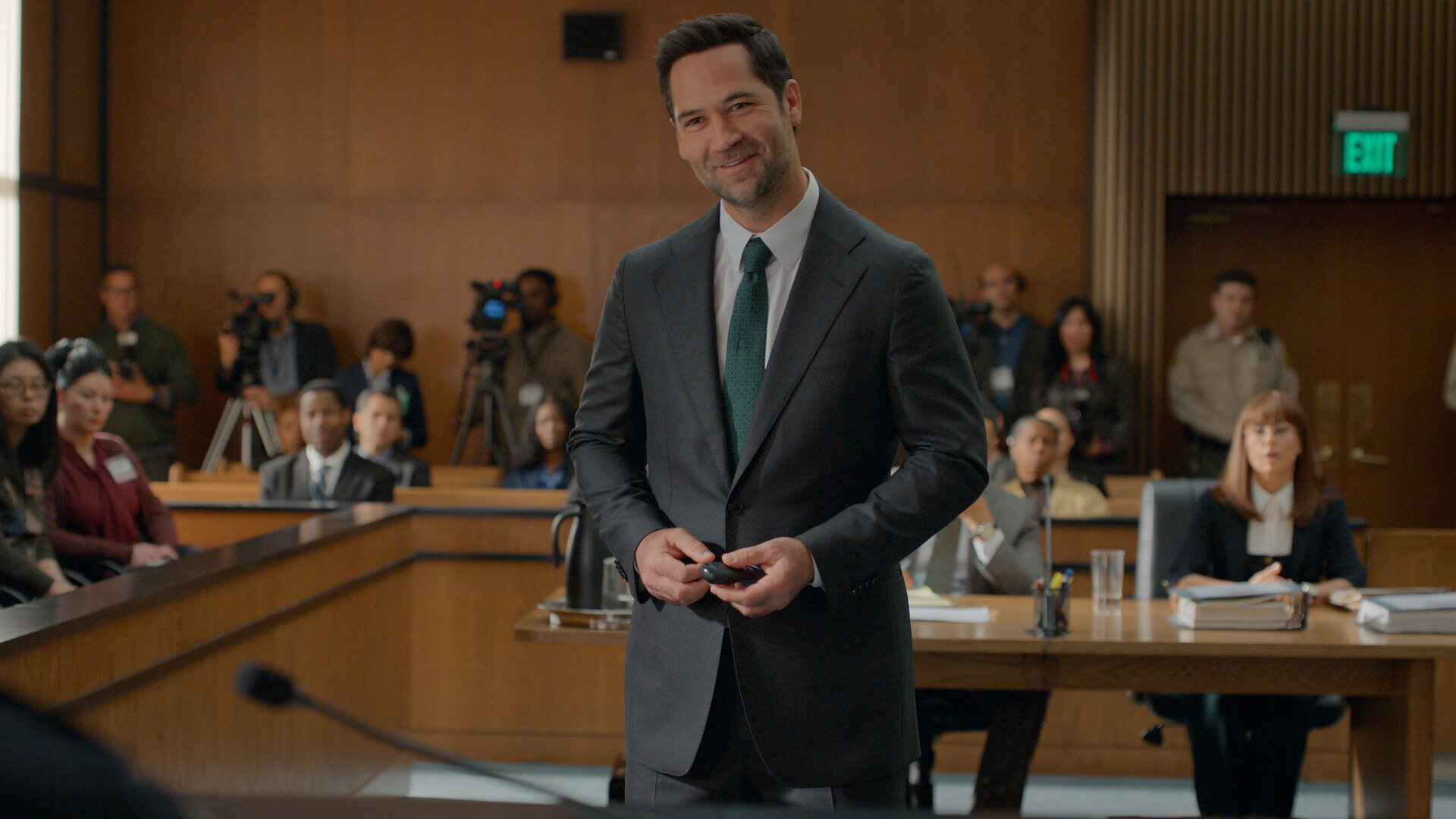 The Lincoln Lawyer S4E7 Honor Among Thieves