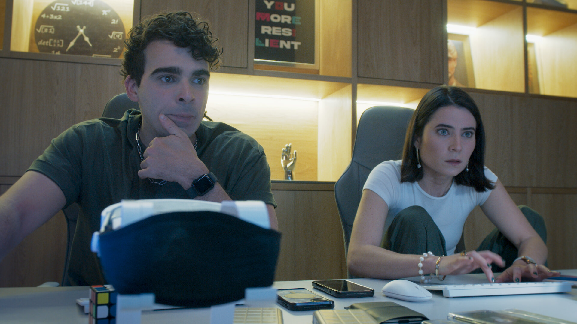 The Queen of Flow S3E28 Yeimy se entera de la relación de Charly y Sky