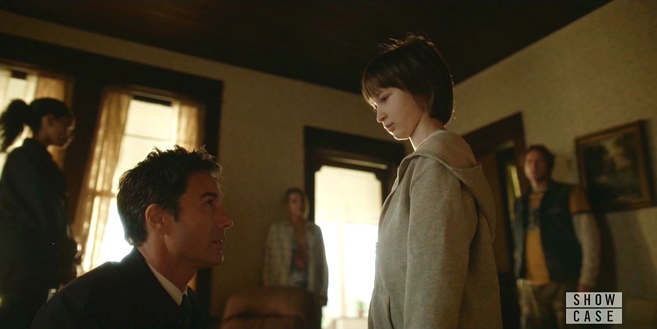 Travelers S1E3 Aleksander