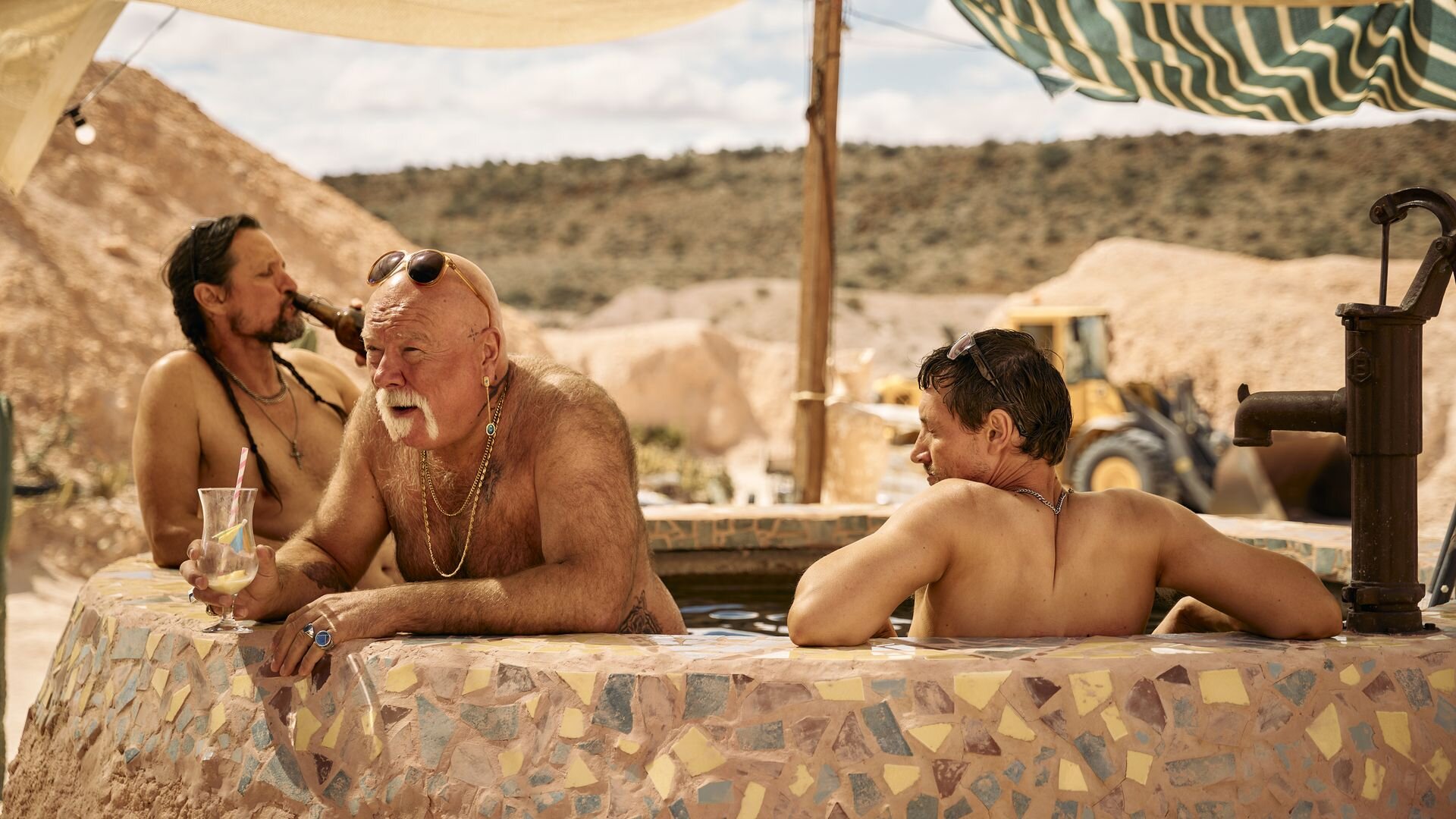 Treasure & Dirt S1E1 The Night is Perfect for Ratting