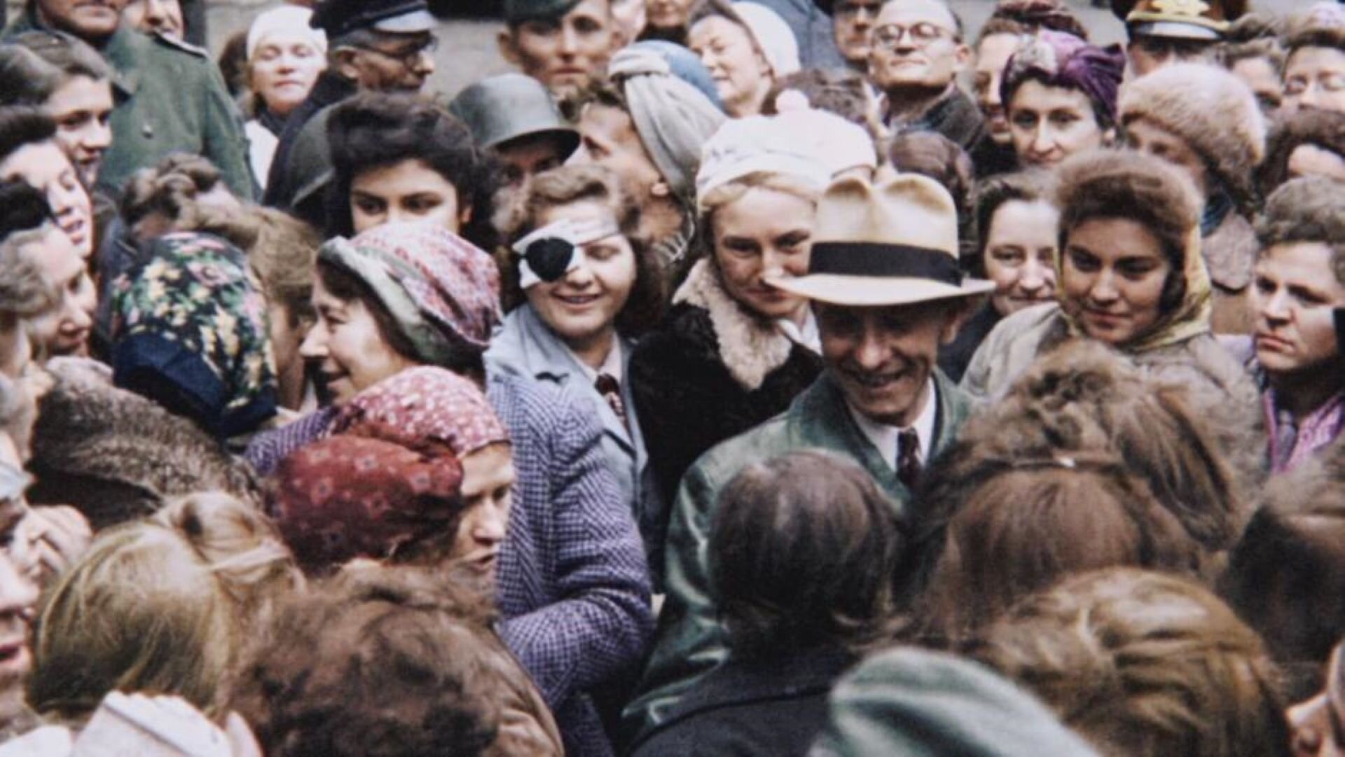 World War II with Tom Hanks S1E15 Home Front