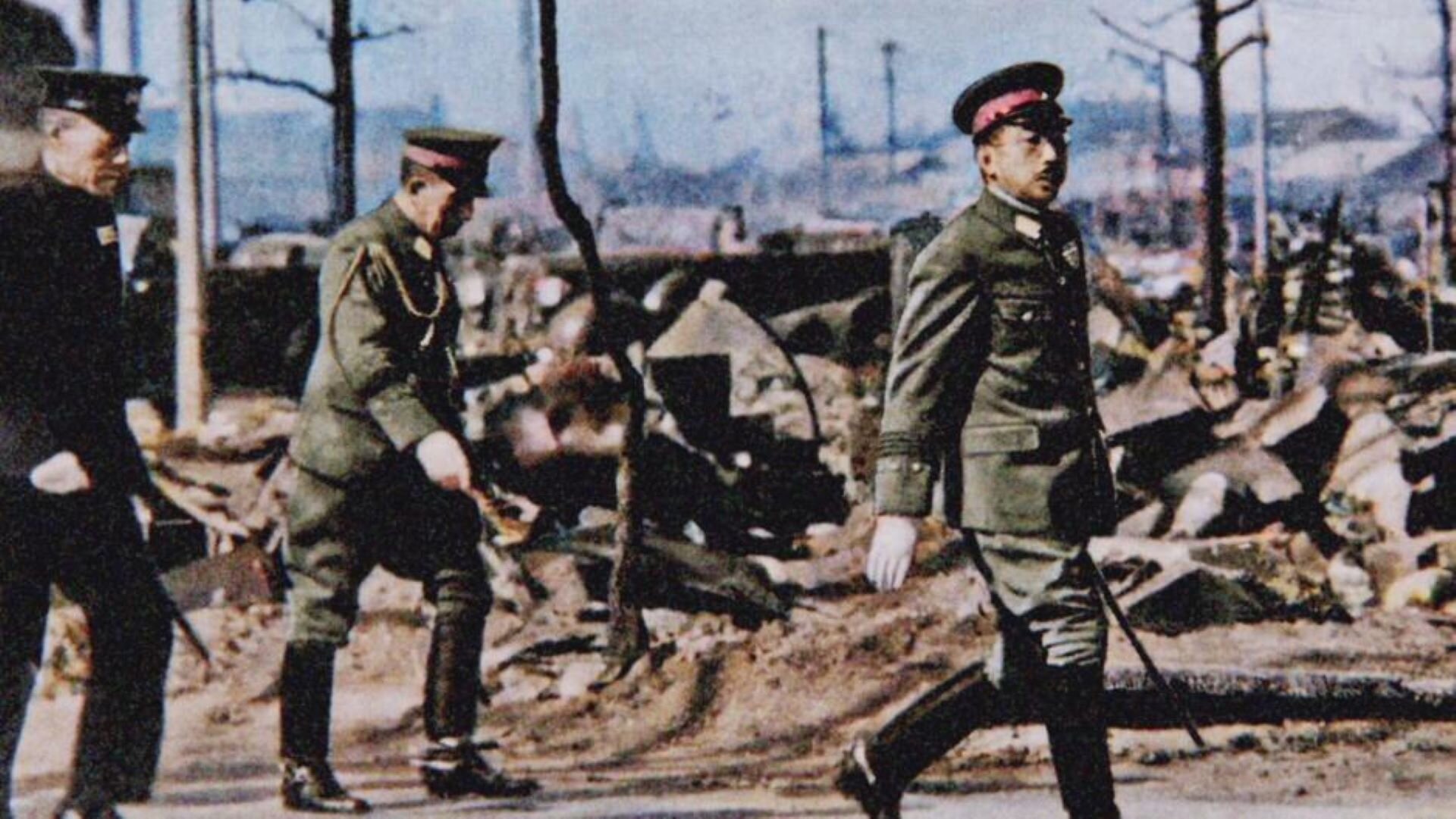 World War II with Tom Hanks S1E19 Endgame